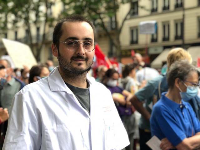 Pendant la manifestation des soignants du 30 juin, certains d'entre eux nous ont dit leur espoir à trois jours de la fin du Ségur. 
