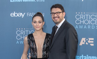 L'actrice Emmy Rossum et le réalisateur Sam Esmail à Santa Monica