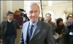 Le procès en appel du scandale des marchés publics d'Ile-de-France a débuté mardi devant la 9e chambre de la cour d'appel de Paris par la description du vaste système frauduleux qui a financé pendant des années les principaux partis politiques.