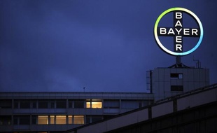 "Bayer comprend la douleur de la plaignante et de sa famille, mais ne souhaite pas faire de commentaire sur cette affaire", a réagi un porte-parole de Bayer en France.