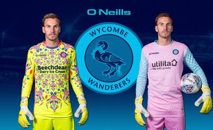 Le nouveau maillot psychédélique du gardien des Wycombe Wanderers en D4 anglaise.