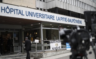 L'hôpital de la Pitié-Salpêtrière au lendemain de la manifestation du 1er-Mai.