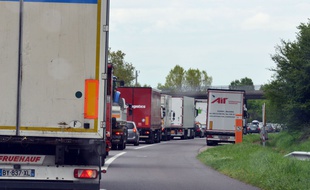 Les camions seront parfois détournés de la rocade et bannis du tunnel de Fourvière à Lyon.