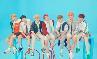 Le groupe de K-pop BTS atteint pour une seconde fois la première place du Billboard 200 (ventes d'albums aux Etats-Unis).