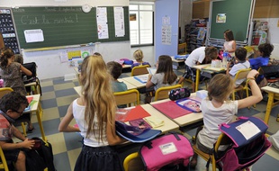 C'est la rentrée dans cette classe d'une école primaire de Nice.