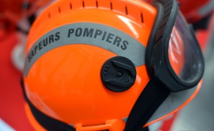 Illustration d'un casque de pompier. r les activites des sapeurs pompiers//ALLILIMOURAD_15400009/Credit:ALLILI MOURAD/SIPA/1809161550