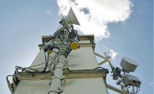 Quelque 100 000 antennes-relais ontété installées en France pour la téléphonie mobile.