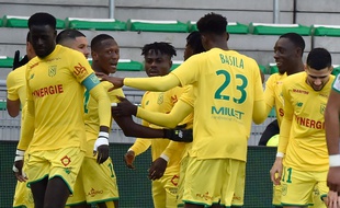 Les Nantais l'ont remporté ce dimanche au stade Geoffroy-Guichard (0-2), une première depuis 20 ans. JEAN-PHILIPPE KSIAZEK