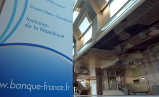 La Banque de France a relevé sa prévision de croissance du produit intérieur brut (PIB) français pour le 3e trimestre 2013 à 0,2%, dans une deuxième estimation pour cette période.