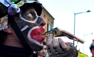 Un déguisement en noir du carnaval.