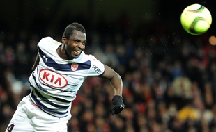 Cheick Diabaté, l'attaquant des Girondins de Bordeaux, lors d'un match joué à Guingamp le 13 février 2016.