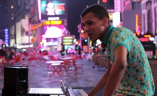 Stromae joue incognito en plein cœur de New-York.
