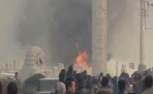 Les images d'une vidéo témoin de l'explosion place Tiananmen le 28 octobre à Pékin