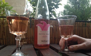 Strasbourg, le 28 avril 2015 - Un verre de vin rosé (Illustration.