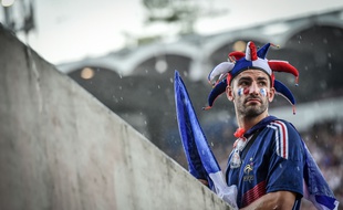 Un supporter des Bleus à Bordeaux le 15 juillet 2018 avant la finale de la Coupe du Monde entre la France et la Croatie.