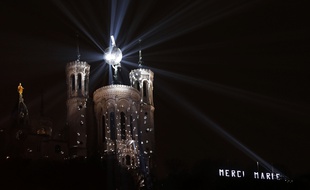 Illustration de la fete des lumieres a lyon du 5 au 8 decembre 2014. Basilique de Fourviere, Convergences.
Lyon, (Rhone) FRANCE-0/12/2014./FAYOLLE_Photo043/Credit:Pascal Fayolle/SIPA/1412052107