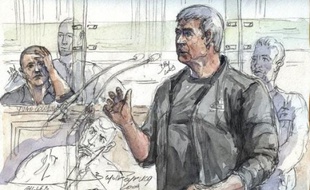 La reconstitution, dans la rue d'Ajaccio où a lieu le crime le 6 février 1998, est "une mesure d'évidence que nous attendons depuis des années", a renchéri Me Gilles Simeoni.