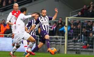 Le milieu de terrain toulousain Etienne Didot lors de la défaite du TFC contre Monaco (0-2), le 19 janvier 2014 au Stadium de Toulouse.
