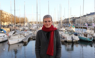 Photo d'archives prise sur le port de Caen le 13 décembre 2011, de Nathalie Barre, la mère de Mathis, 8 ans, qui a disparu à Caen en septembre 2011.