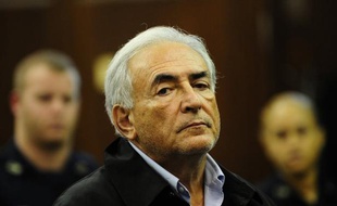 Il y a un an, il était donné favori dans la course à l'élection présidentielle française. Mais c'est un autre socialiste que Dominique Strauss-Kahn verra s'installer mardi à l'Elysée, ses ambitions à jamais enterrées par l'affaire Diallo qui avait éclaté le 14 mai 2011.