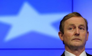 L'Irlande a confirmé qu'elle devrait sortir à la mi-décembre du plan de sauvetage de l'Union européenne et du Fonds monétaire international, devenant ainsi le premier pays de la zone euro sous assistance à s'affranchir de l'aide de ses partenaires.