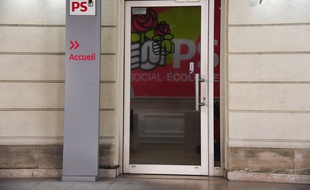 Illustration: LE siège du Parti socialiste, 10, rue de Solferino, à Paris.