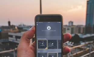 L'application Owl permet de trouver, sur Lyon, les soirées musicales correspondant à ses goûts