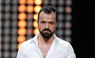 Le couturier français Julien Fournié.