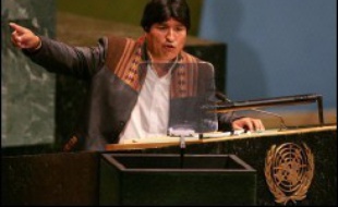 Mardi, le président bolivien, Evo Morales, allié de Hugo Chavez en Amérique latine, avait annoncé que le Venezuela avait accepté de se retirer en faveur de la Bolivie.