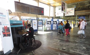 Un piano à la gare de Nantes (photo d'illustration).