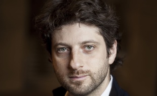 Antoine Buéno est l'auteur de No vote.
