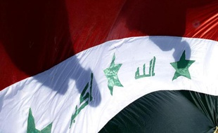 Une semaine après une attaque sanglante contre un camp d'exilés iraniens, le gouvernement irakien se préparait samedi à transférer sans délai les survivants vers Bagdad, selon les réfugiés et l'ONU.