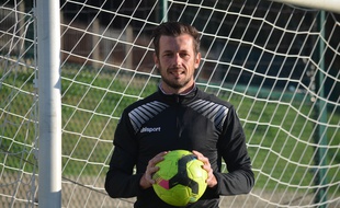 Daniel Jaccard, ici au stade Alexandre Morin de Ménival, où il encadrera des entraînements de son académie chaque lundi à partir du 5 novembre.