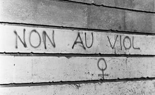 Photo d'illustration d'un slogan contre le viol. Années 1950