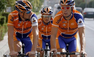 Pedro Horrillo (à gauche), au côté de son coéquipier de la Rabobank Denis Menchov (à gauche) le 17 septembre 2007 sur la Vuelta.