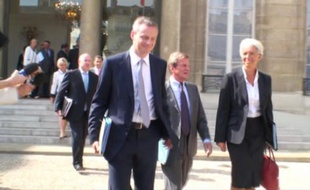 La sortie du premier Conseil des ministres à l'Elysée le 25 août 2009.