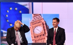 Boris Johnson et Jeremy Hunt lors d'un débat diffusé par la BBC, le 18 juin 2019.