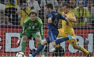 Le Français Yohan Cabaye, le 15 juin 2012, contre l'Ukraine, à Donetsk.