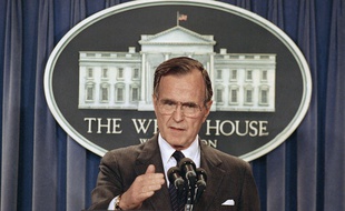 Le président George H.W. Bush, en mai 1989.Le 41e président des Etats-Unis a aujourd'hui 90 ans.