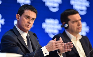 Le Premier ministre Manuel Valls et son homologue grec Alexis Tsipras lors du World Economic Forum (WEF) à Davos, le 21 janvier 2016.
