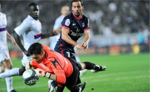 Lloris aécoeuré les attaquants parisiens à lui tout seul, dimanche soir.