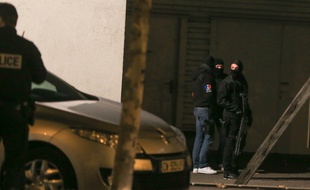 Illustration. Strasbourg le 16 novembre 2015. Le Raid et la BRI sont intervenus dans un immeuble, à Strasbourg-Neudorf.