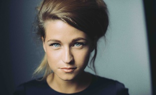 Pour la sortie de son second album, Selah Sue sera en tournée à travers toute l'Europe.