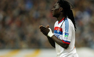 Bafétimbi Gomis pendant un match de Lyon en avril 2012.