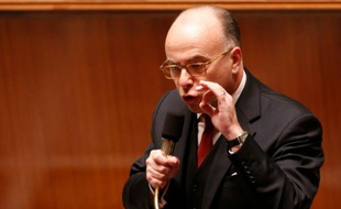 Le ministre de l'Intérieur Bernard Cazeneuve à l'Assemblée Nationale à Paris, le 3 mai 2016