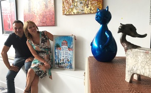 Dominique Galy et Laure Villatte, dans leur galerie d’art de l’Ariane.
