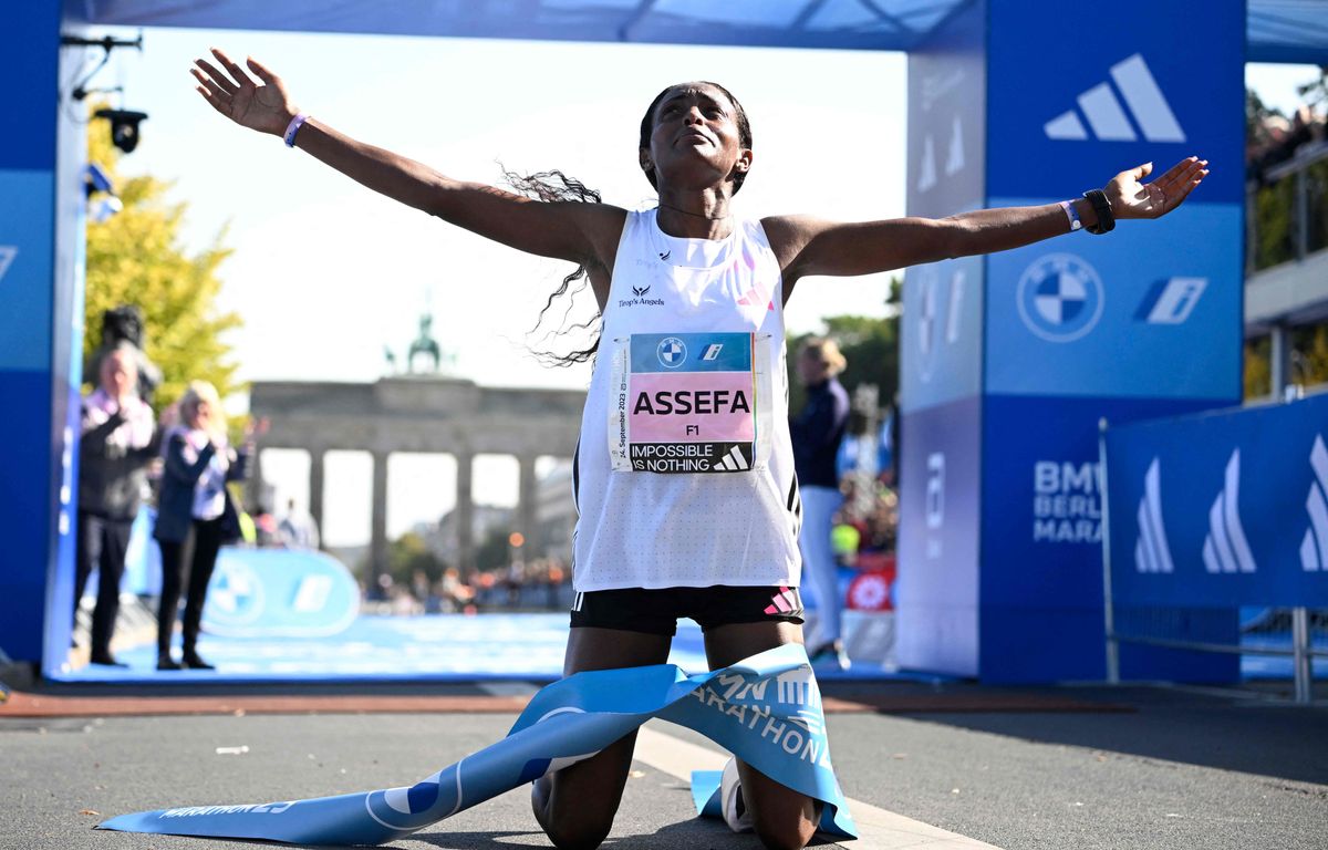 Marathon de Berlin L Ethiopienne Tigist Assefa pulv rise le