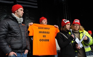 Des salariés de Marine Harvest lors d'un rassemblement en 2013 en Bretagne.