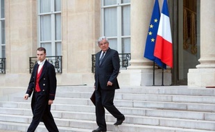 Après une séquence de politique internationale très intense, François Hollande a entamé lundi une série de rencontres franco-françaises avec les représentants des principaux partis du pays en vue du G20 au Mexique et de la conférence sur le développement durable à Rio.