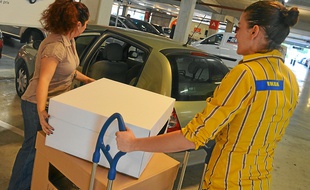 Le client sélectionne ses produits sur Internet, et vient les chercher.
